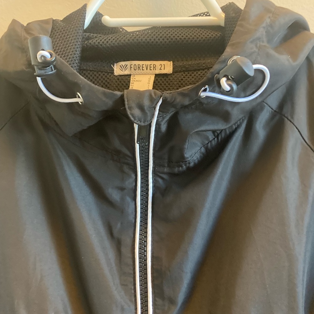 Forever 21 light weight nylons Jacket